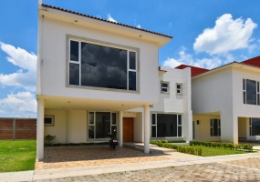 Nicolas Bravo, Mayorazgo, ESTADO DE MEXICO 52140, 3 Bedrooms Bedrooms, ,Casa,En venta,Nicolas Bravo,1303