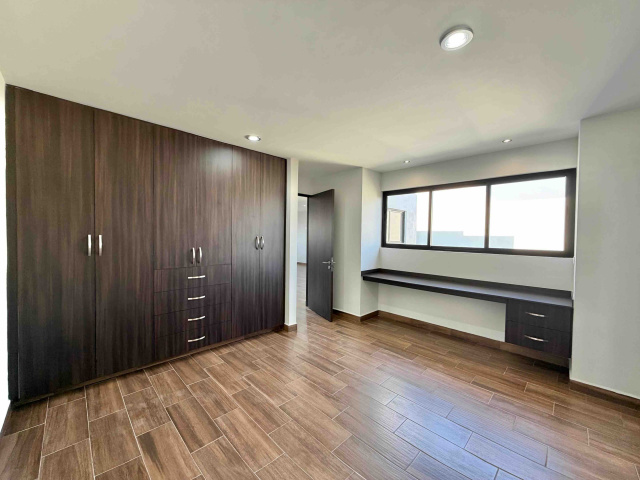 ESTADO DE MEXICO, 4 Bedrooms Bedrooms, 4.5 Rooms Rooms,0,Casa,En venta,2,1523