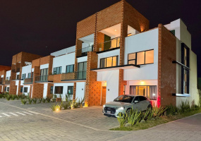 ESTADO DE MEXICO, 4 Bedrooms Bedrooms, 3.5 Rooms Rooms,0,Casa,En venta,0,1527