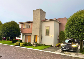 ESTADO DE MEXICO, 4 Bedrooms Bedrooms, 3 Rooms Rooms,0,Casa,En renta,2,1529