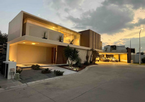 ESTADO DE MEXICO, 4 Bedrooms Bedrooms, 4 Rooms Rooms,0,Casa,En venta,0,1537