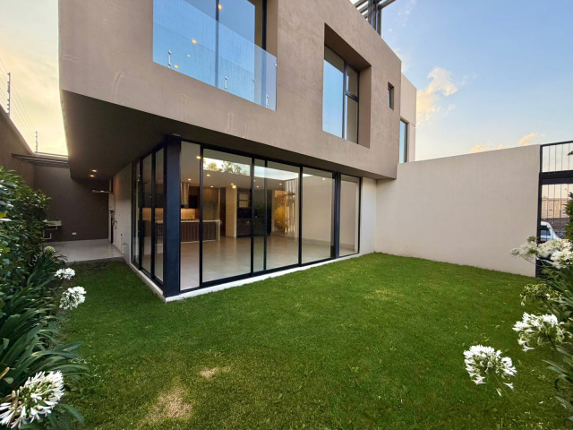 ESTADO DE MEXICO, 3 Bedrooms Bedrooms, 4.5 Rooms Rooms,0,Casa,En venta,0,1541