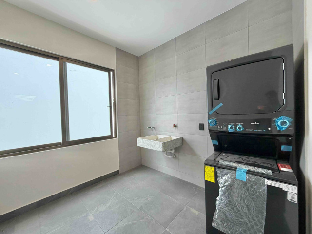 ESTADO DE MEXICO, 4 Bedrooms Bedrooms, 4 Rooms Rooms,0,Casa,En venta,0,1555
