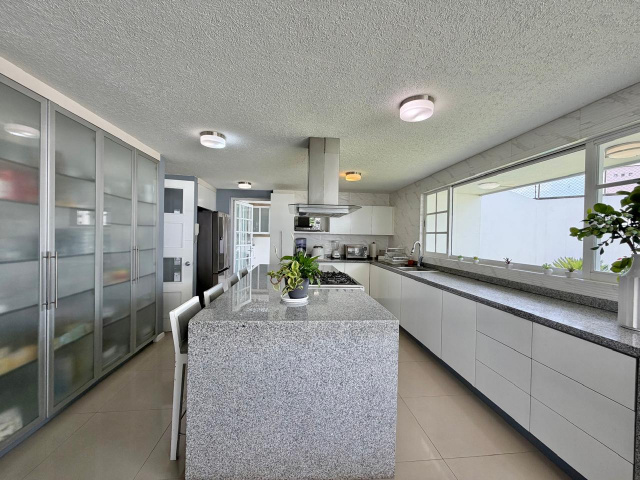 ESTADO DE MEXICO, 4 Bedrooms Bedrooms, 4 Rooms Rooms,0,Casa,En venta,0,1573