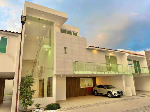 ESTADO DE MEXICO, 5 Bedrooms Bedrooms, 5.5 Rooms Rooms,0,Casa,En venta,0,1602
