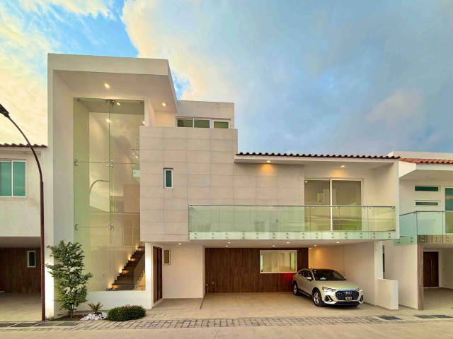 ESTADO DE MEXICO, 5 Bedrooms Bedrooms, 5.5 Rooms Rooms,0,Casa,En venta,0,1602